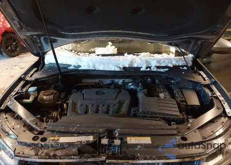 2022 Volkswagen Tiguan 2.0T Sel R-Line из США, поврежденный, VIN 3VV4B7AX3NM145247